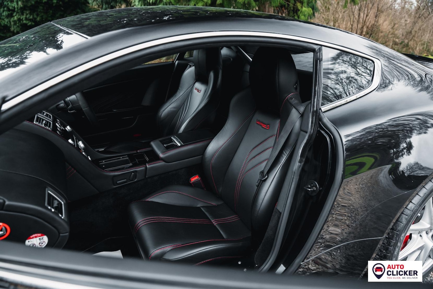 Used Aston Martin Vantage 2012 for sale - 76933414: Photo 60