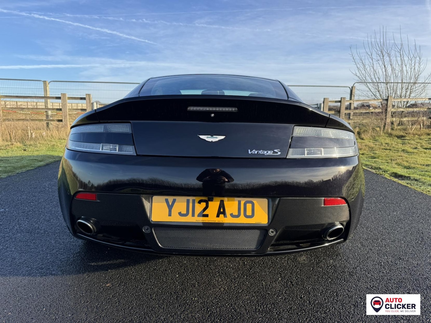 Used Aston Martin Vantage 2012 for sale - 76933414: Photo 8