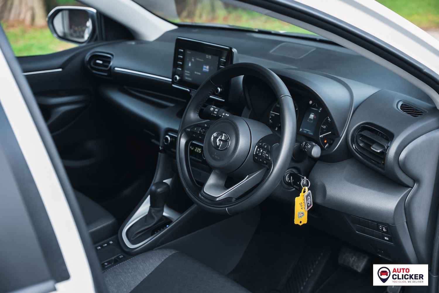 Used Toyota Yaris 2023 for sale - 77708371: Photo 13