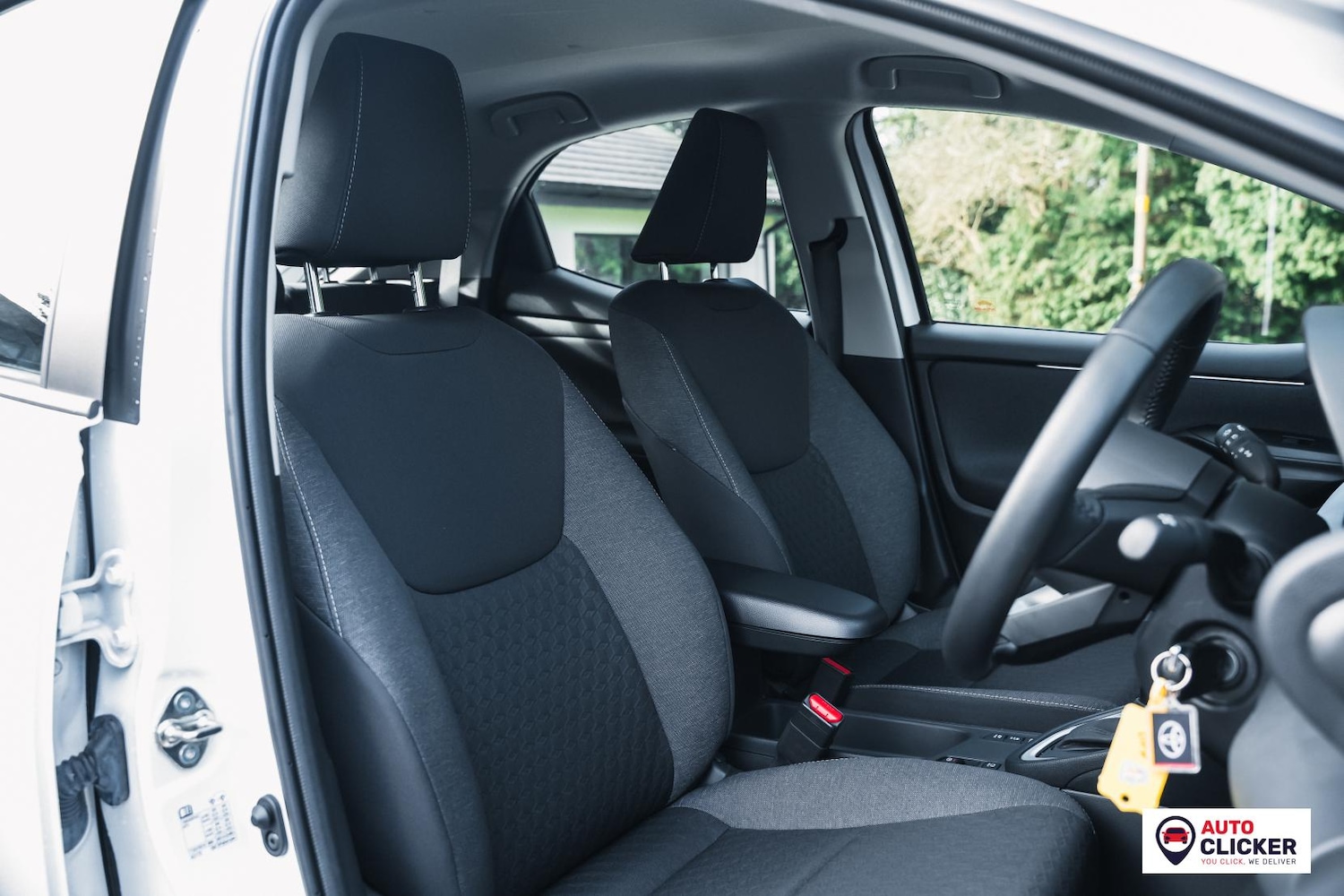 Used Toyota Yaris 2023 for sale - 77708371: Photo 20