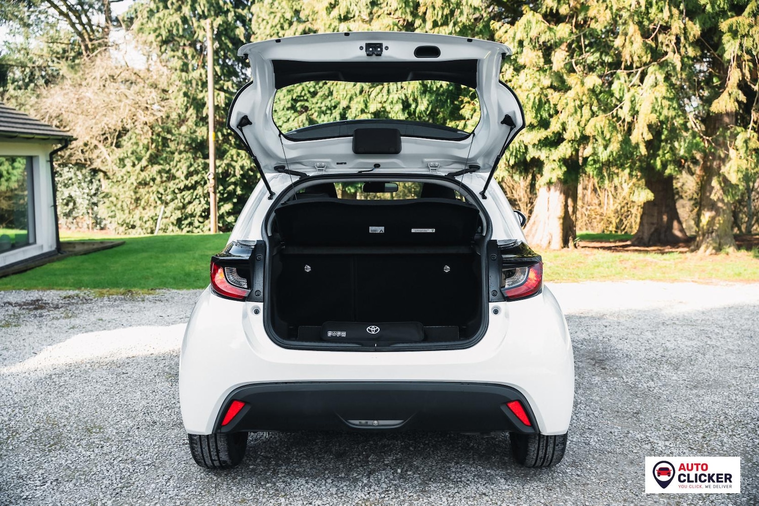 Used Toyota Yaris 2023 for sale - 77708371: Photo 39