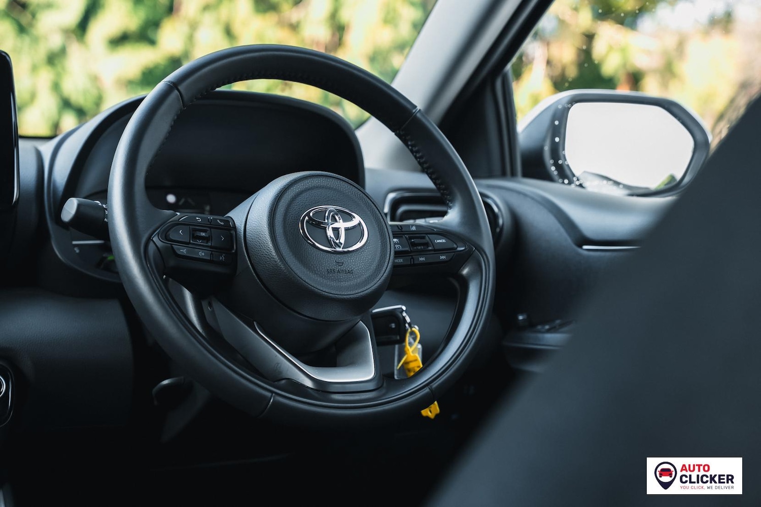 Used Toyota Yaris 2023 for sale - 77708371: Photo 52