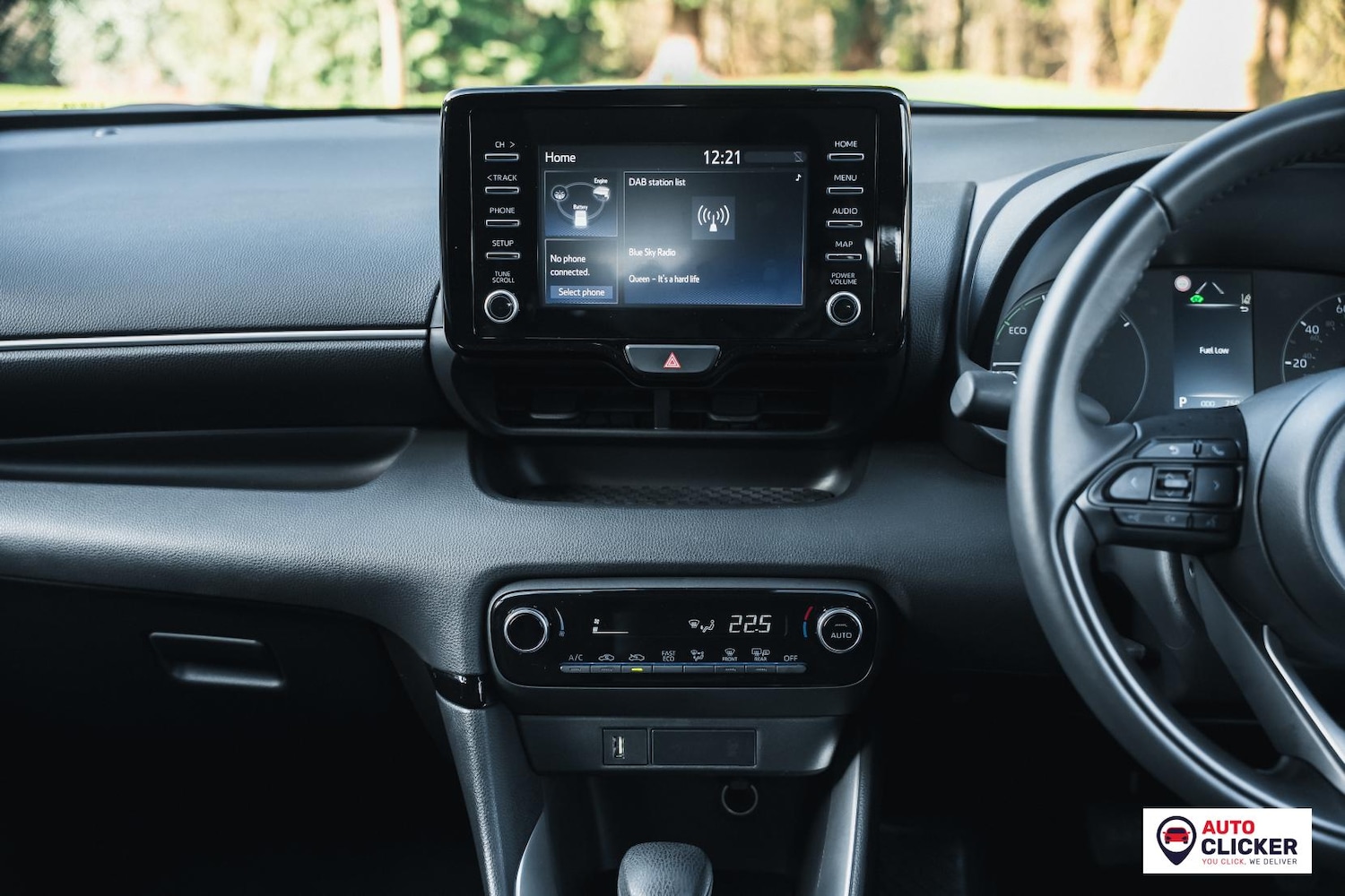 Used Toyota Yaris 2023 for sale - 77708371: Photo 54