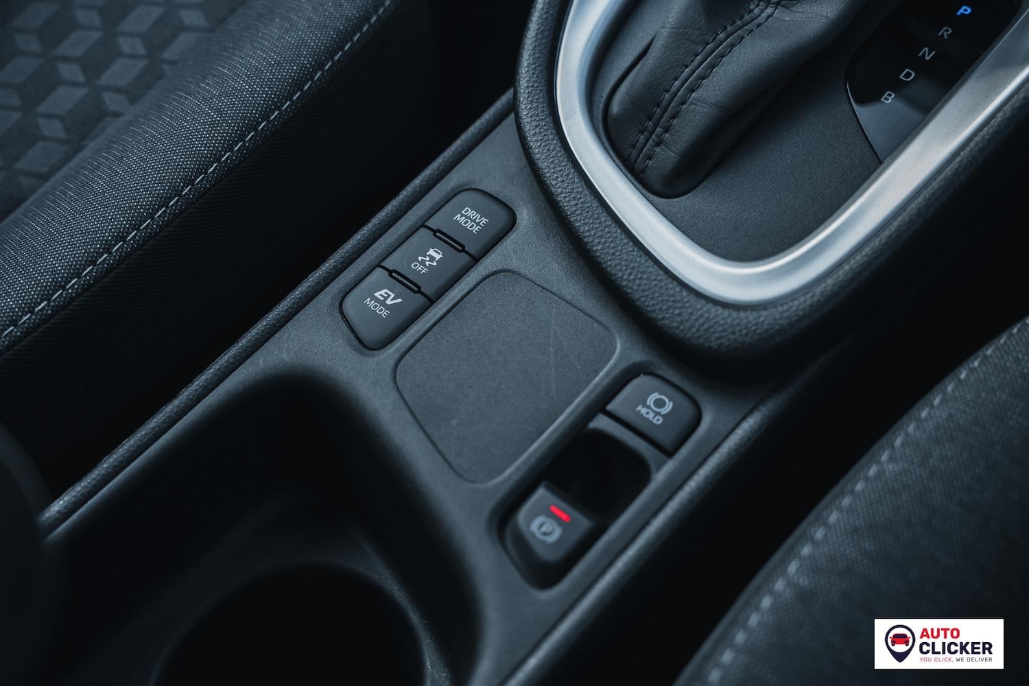 Used Toyota Yaris 2023 for sale - 77708371: Photo 63