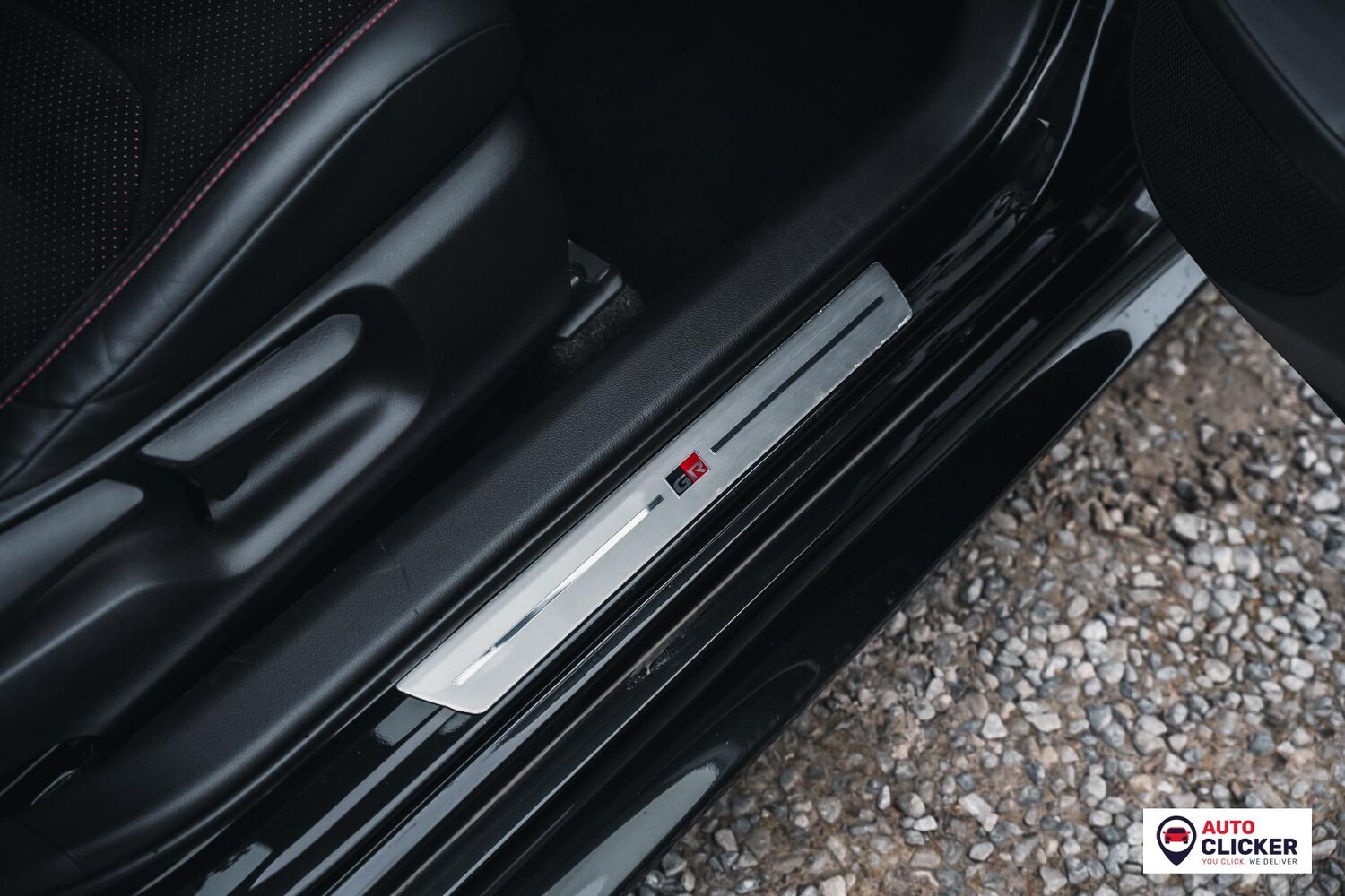 Used Toyota Yaris 2022 for sale - 77813079: Photo 36