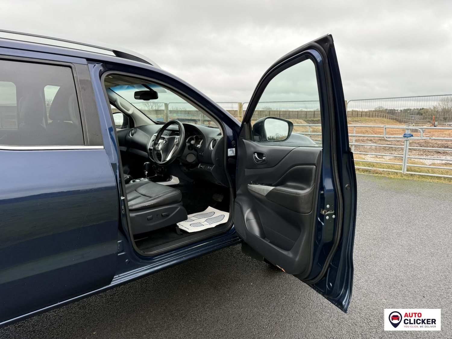 Used Nissan Navara 2017 for sale - 77357642: Photo 30