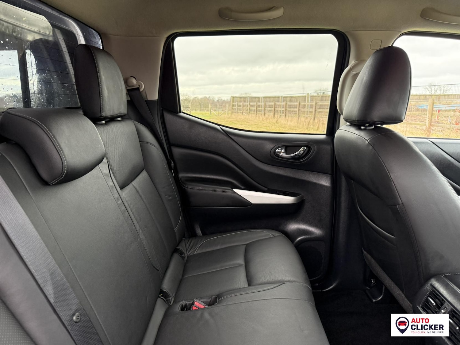 Used Nissan Navara 2017 for sale - 77357642: Photo 35