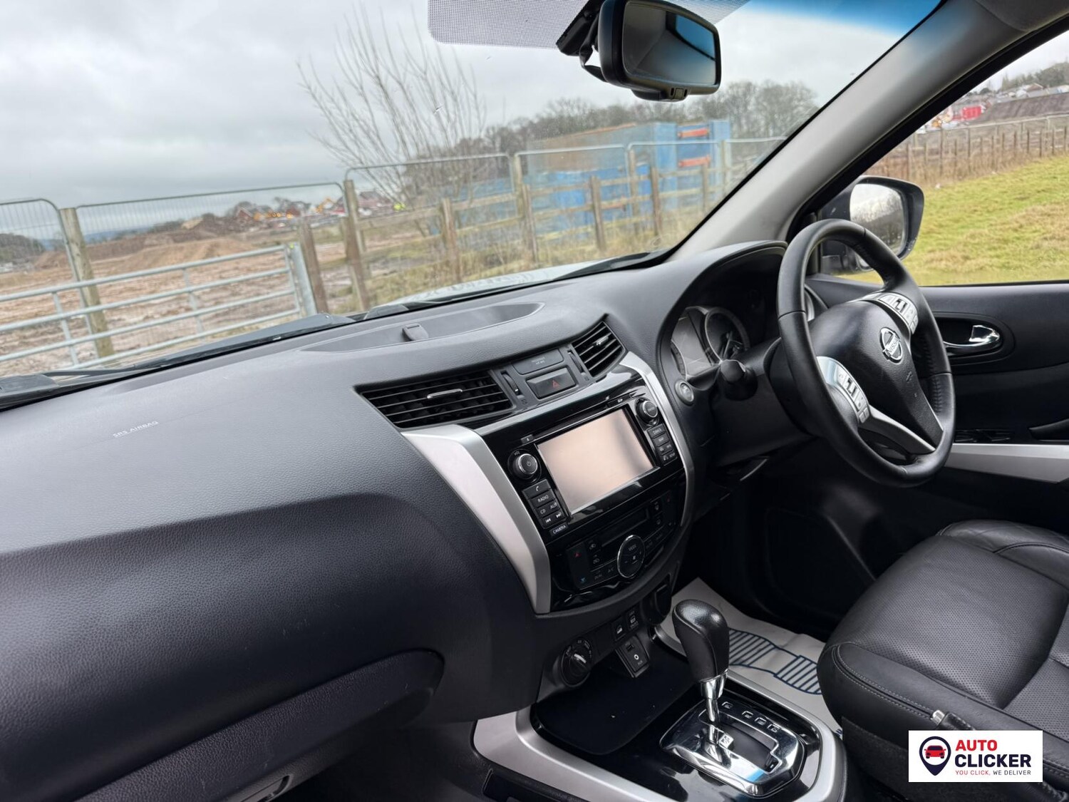 Used Nissan Navara 2017 for sale - 77357642: Photo 45