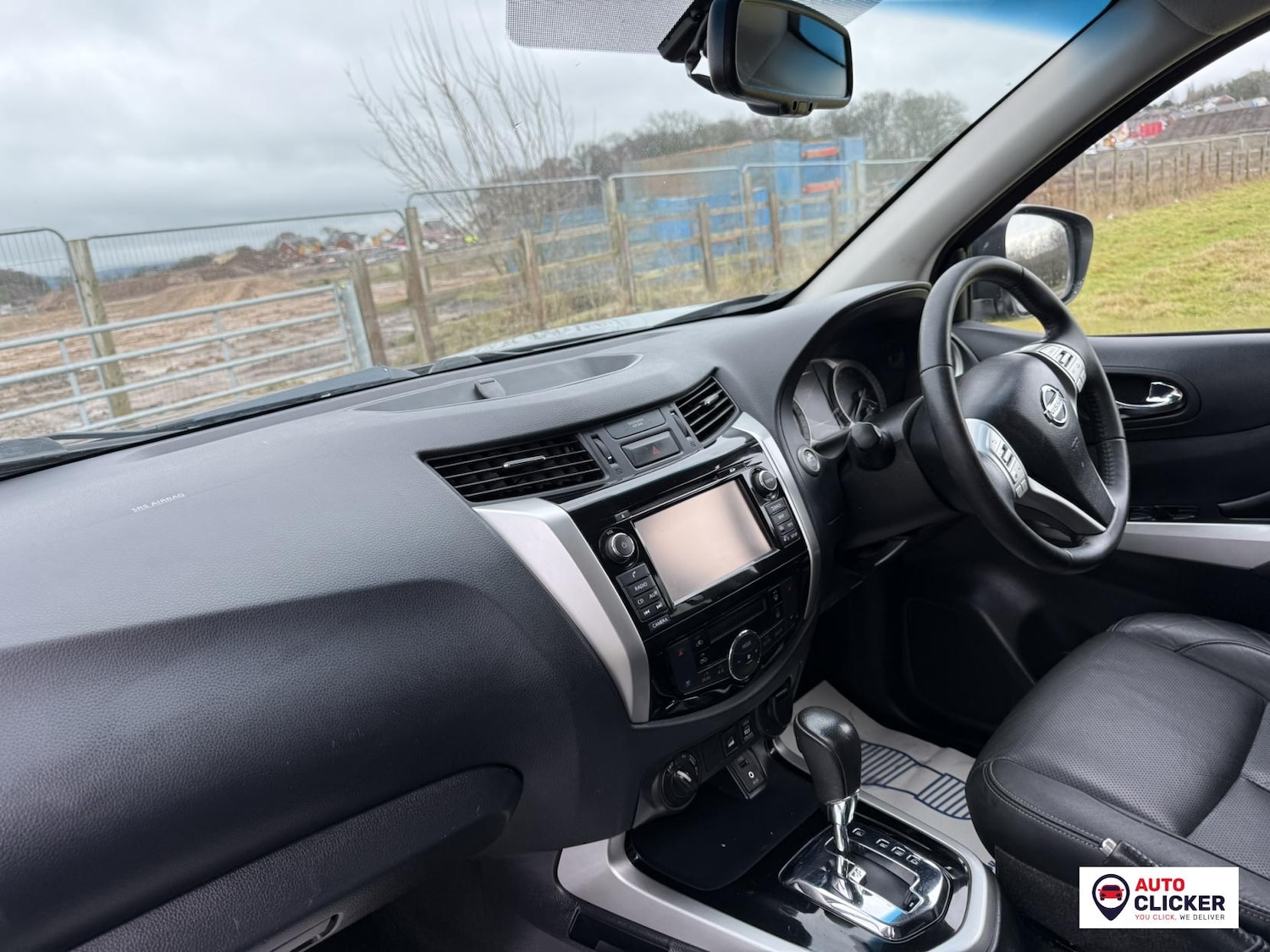 Used Nissan Navara 2017 for sale - 77357642: Photo 47