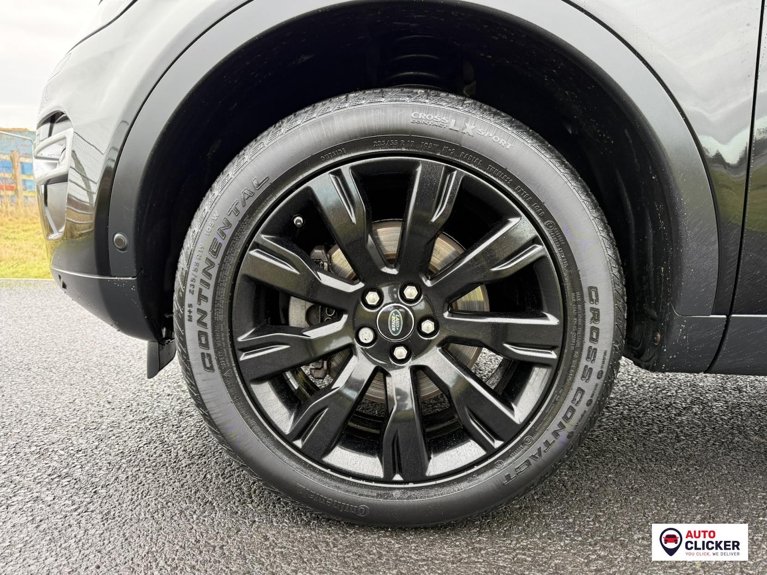 Used Land Rover Discovery Sport 2015 for sale - 77225352: Photo 11