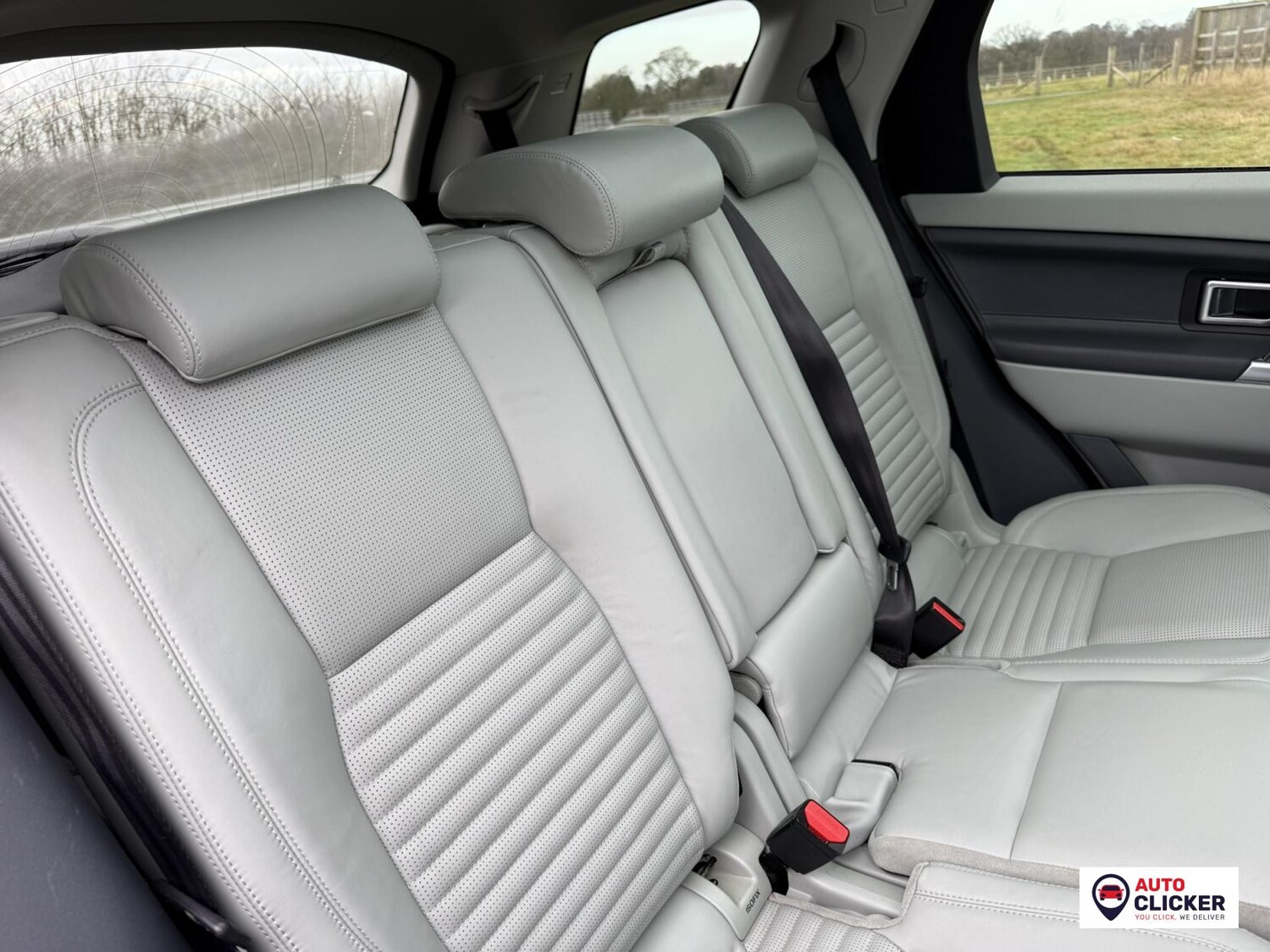 Used Land Rover Discovery Sport 2015 for sale - 77225352: Photo 16