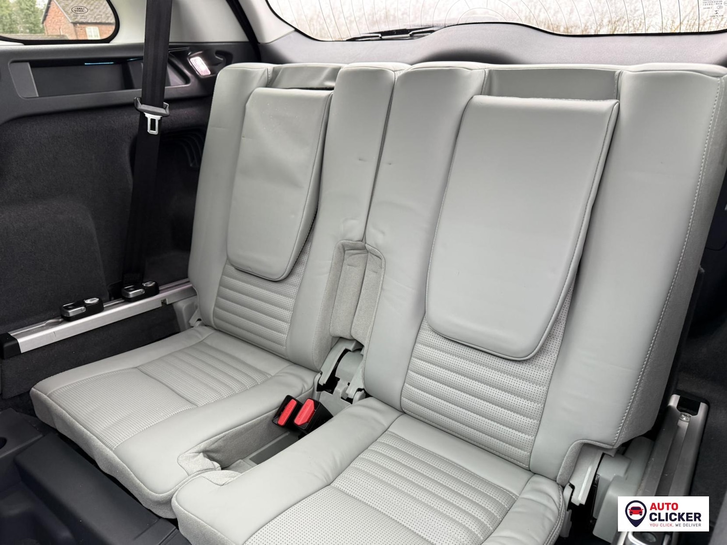 Used Land Rover Discovery Sport 2015 for sale - 77225352: Photo 18