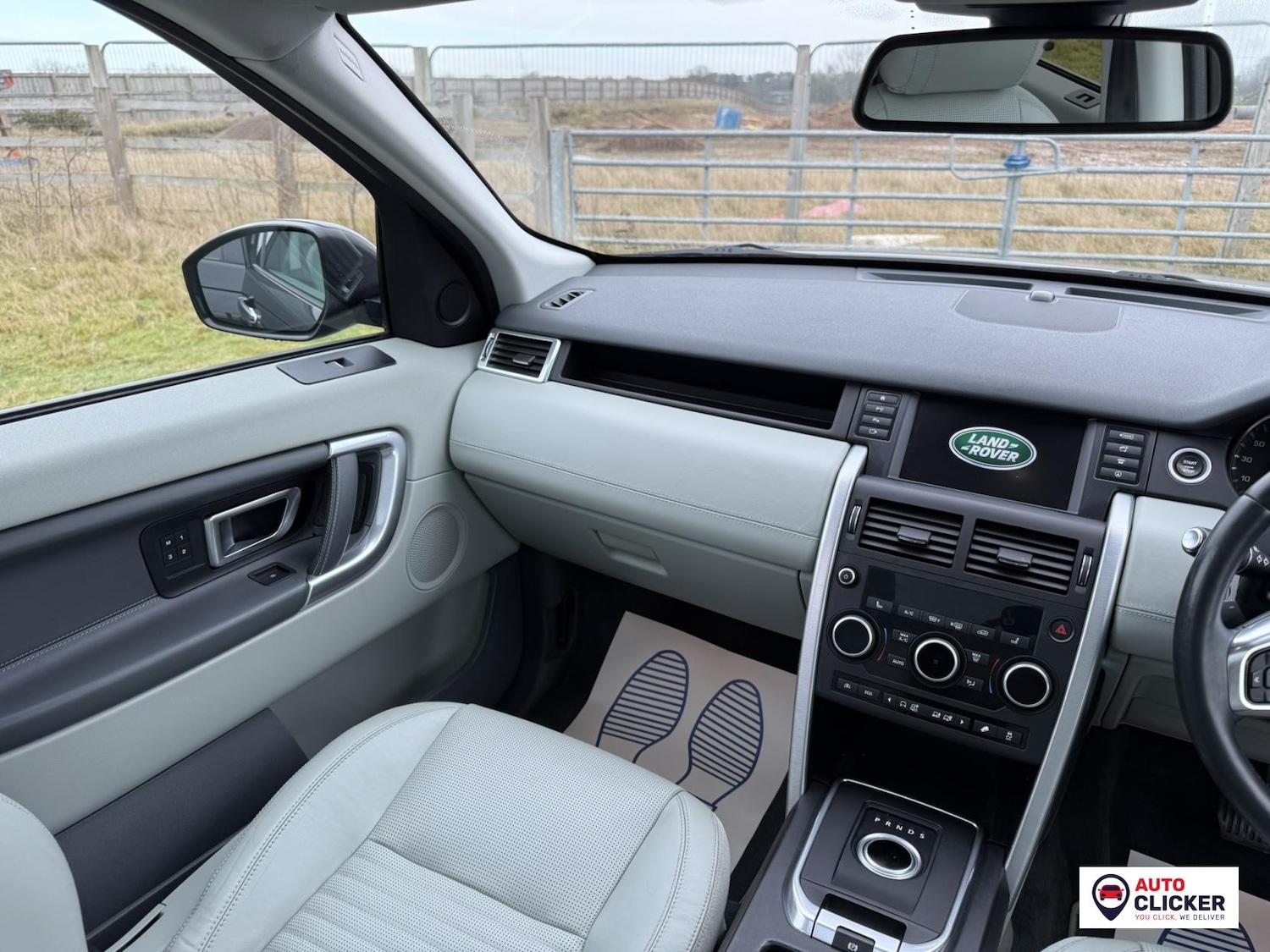 Used Land Rover Discovery Sport 2015 for sale - 77225352: Photo 21