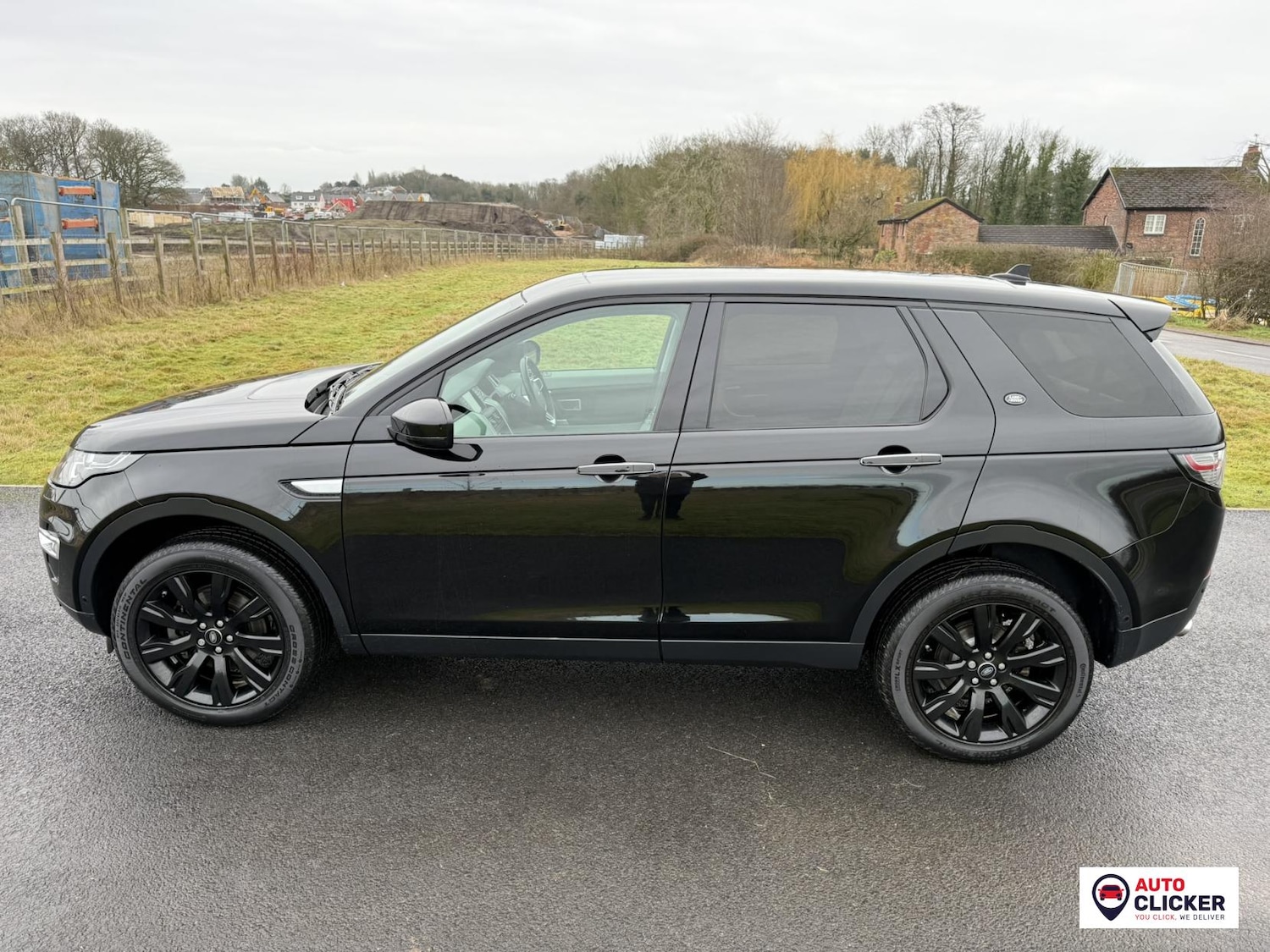 Used Land Rover Discovery Sport 2015 for sale - 77225352: Photo 29