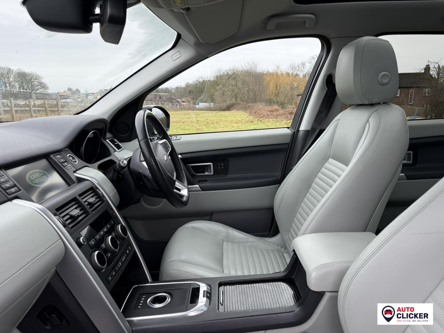 Used Land Rover Discovery Sport 2015 for sale - 77225352: Photo 48