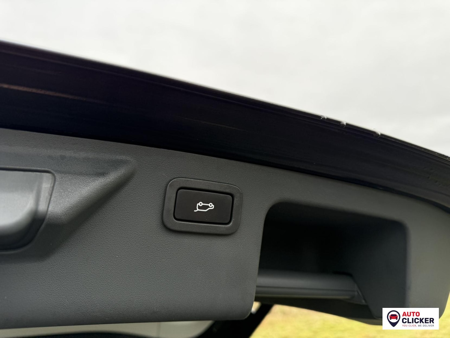 Used Land Rover Discovery Sport 2015 for sale - 77225352: Photo 56