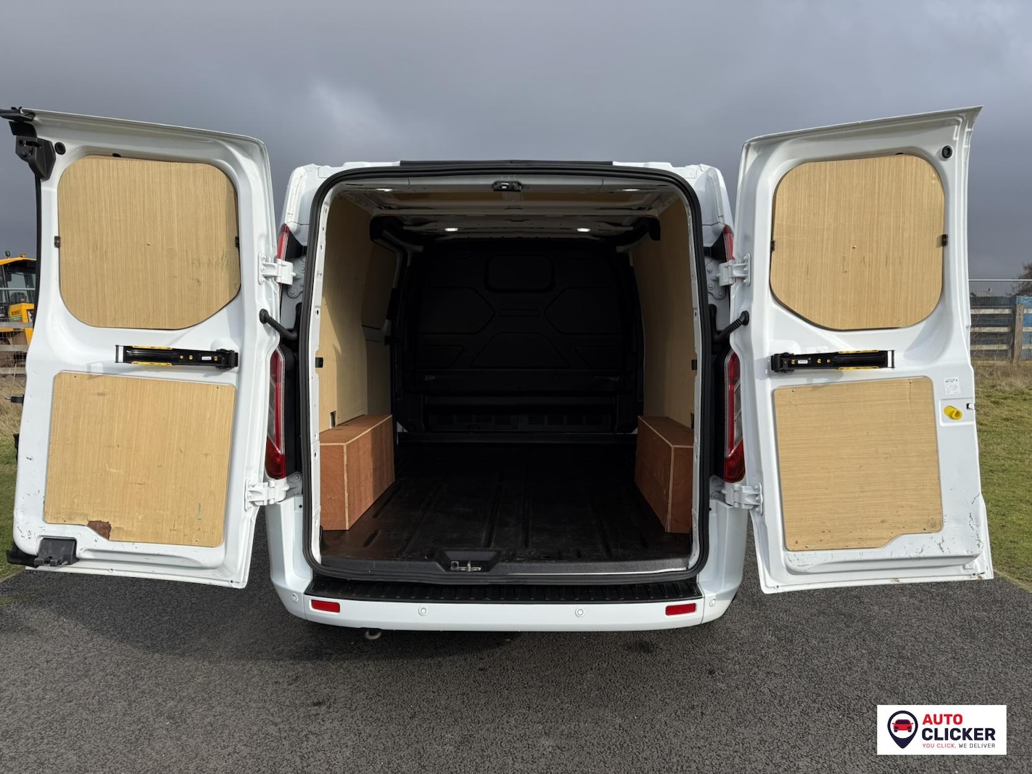 Used Ford Transit Custom 2022 for sale - 77400193: Photo 32