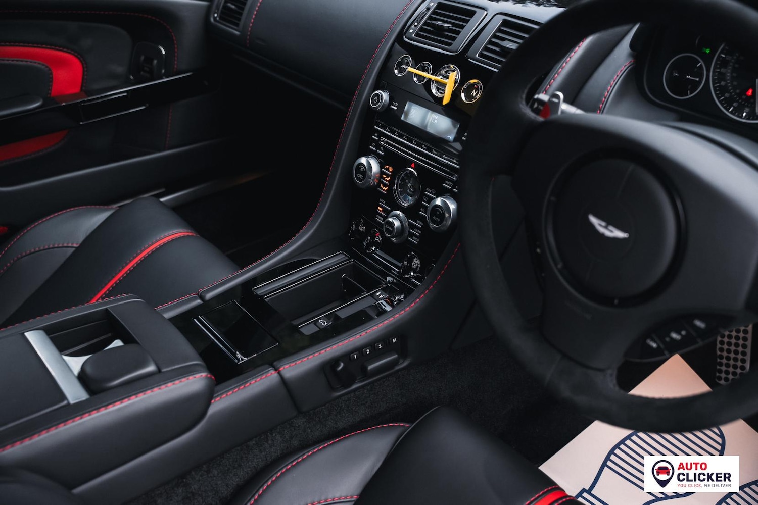 Used Aston Martin Vantage 2014 for sale - 77304023: Photo 45