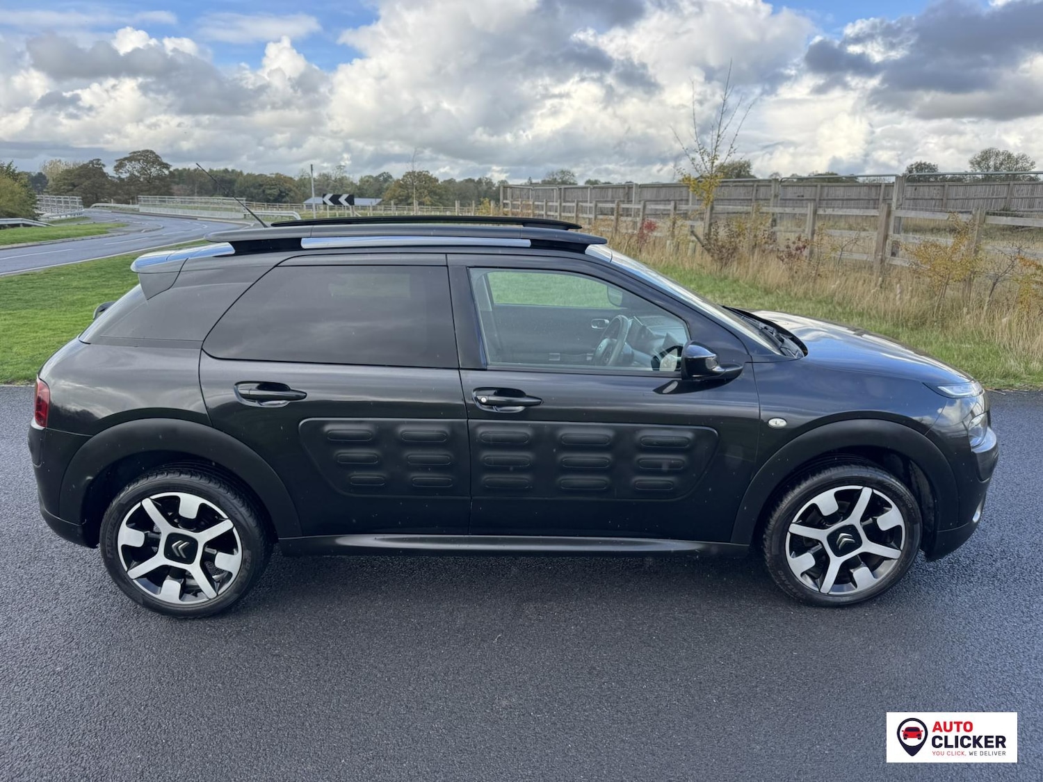 Used Citroen C4 Cactus 2016 for sale - 76352662: Photo 23