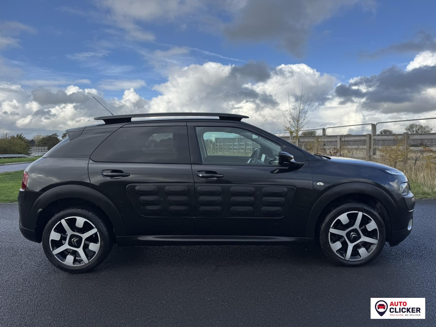 Used Citroen C4 Cactus 2016 for sale - 76352662: Photo 3