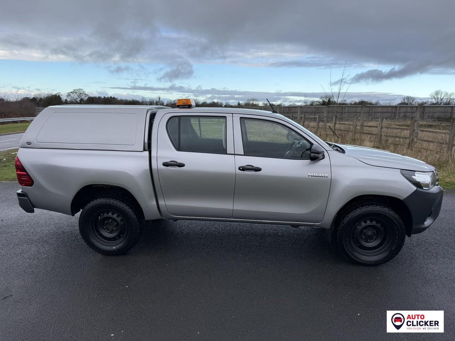 Used Toyota Hilux 2020 for sale - 77233722: Photo 24