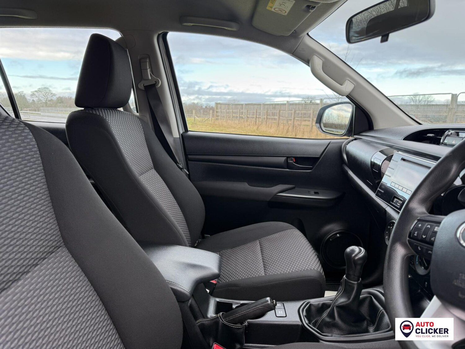 Used Toyota Hilux 2020 for sale - 77233722: Photo 31