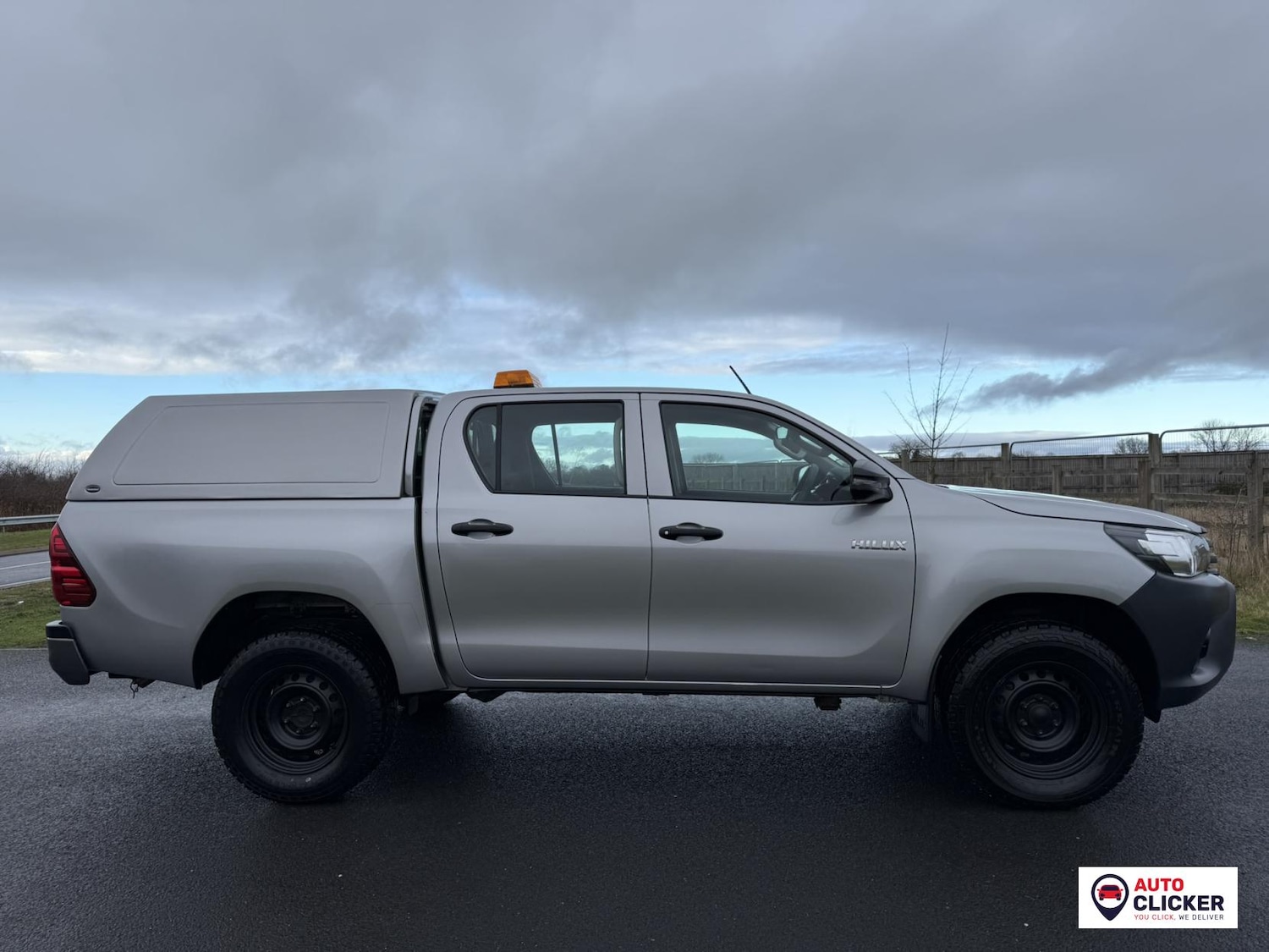 Used Toyota Hilux 2020 for sale - 77233722: Photo 4