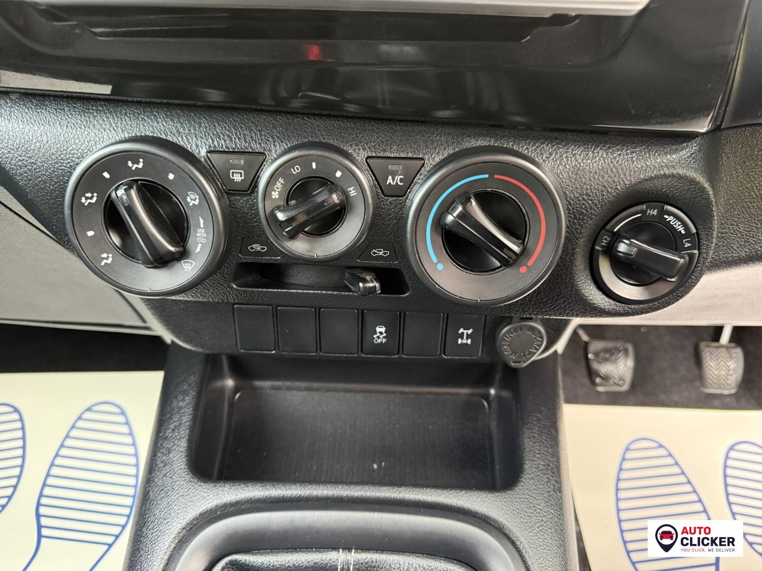 Used Toyota Hilux 2020 for sale - 77233722: Photo 49