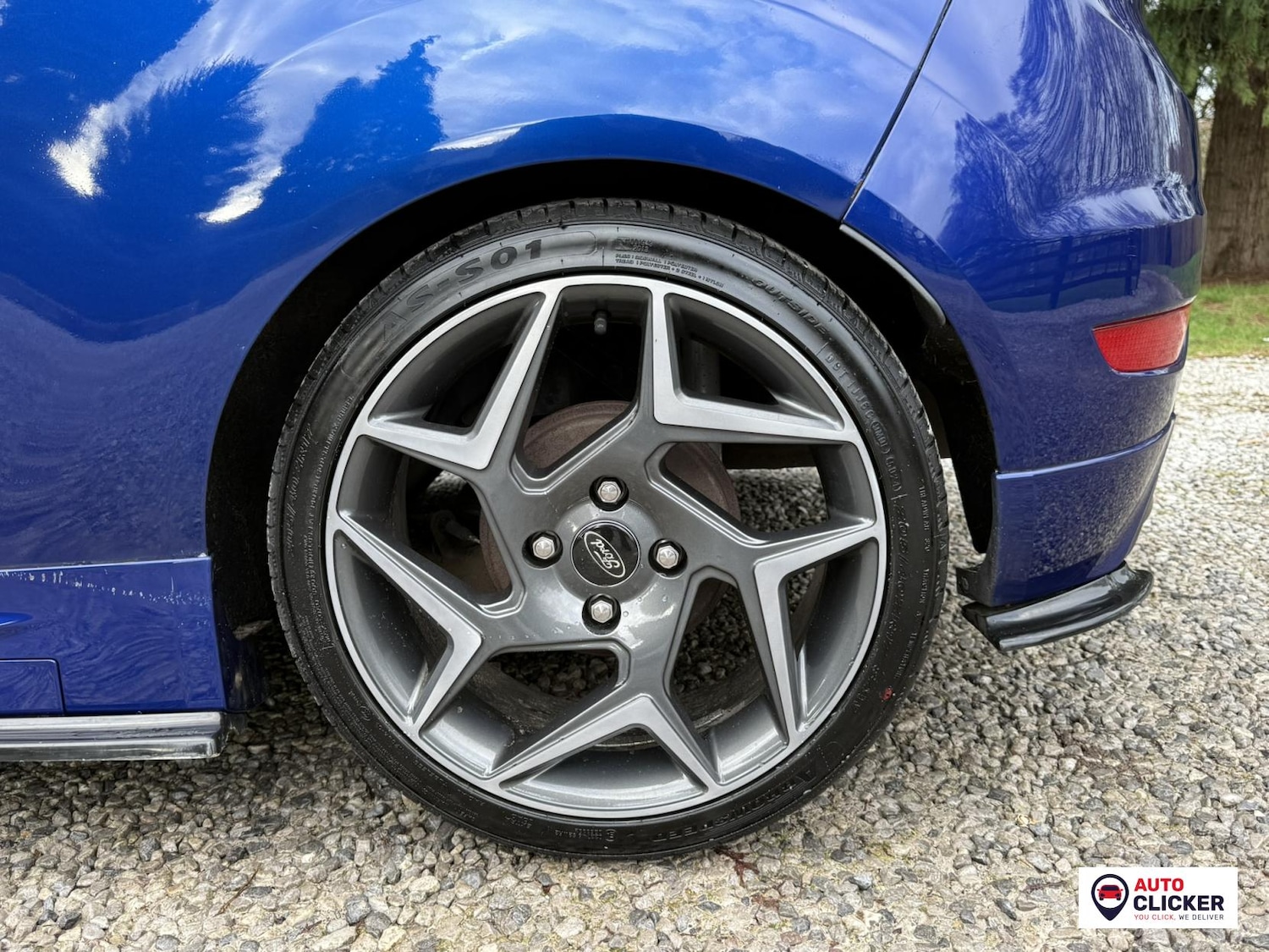 Used Ford Fiesta 2013 for sale - 77653318: Photo 10