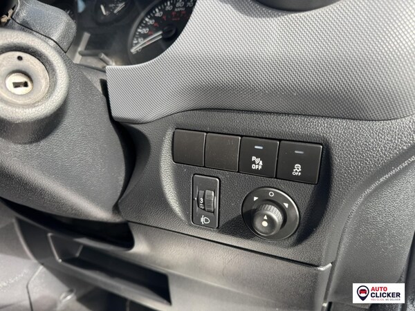 Used Citroen Berlingo 2015 for sale - 76131401: Photo 39