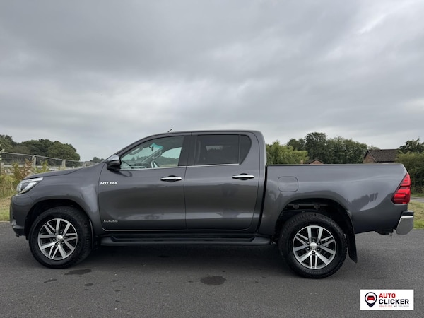 Used Toyota Hilux 2020 for sale - 75383259: Photo 10