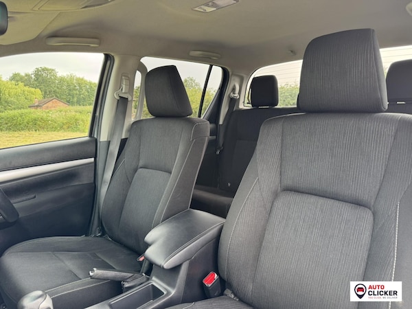 Used Toyota Hilux 2020 for sale - 75383259: Photo 19