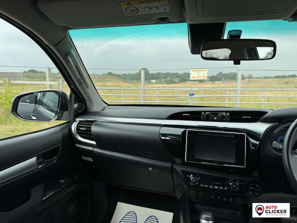 Used Toyota Hilux 2020 for sale - 75383259: Photo 20