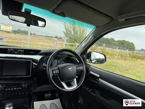 Used Toyota Hilux 2020 for sale - 75383259: Photo 21