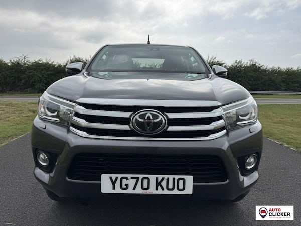 Used Toyota Hilux 2020 for sale - 75383259: Photo 2