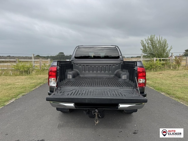 Used Toyota Hilux 2020 for sale - 75383259: Photo 34