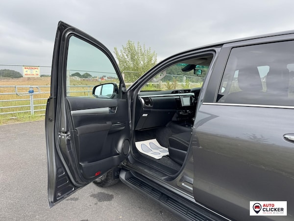 Used Toyota Hilux 2020 for sale - 75383259: Photo 38