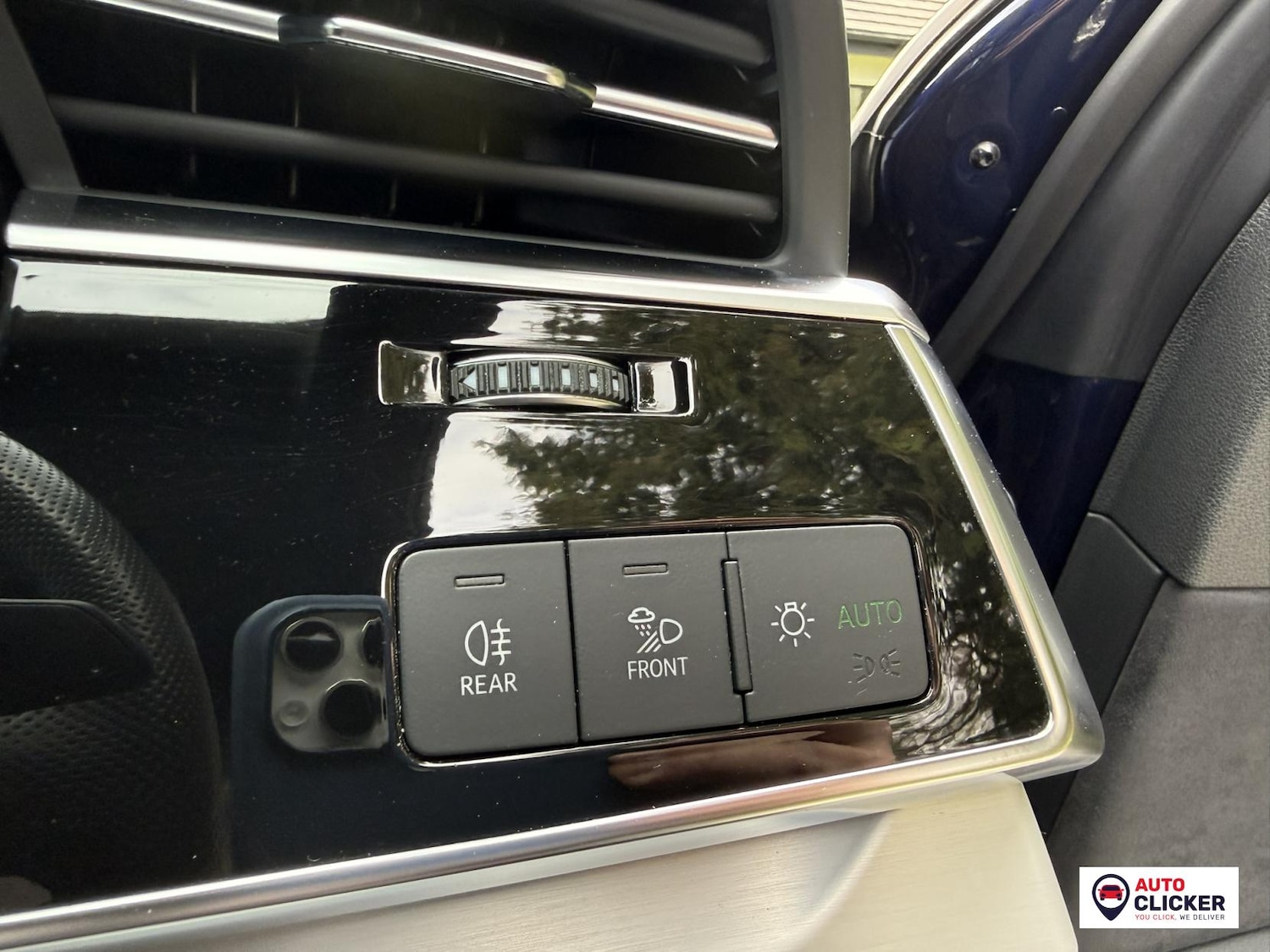 Used Audi Q7 2023 for sale - 77729528: Photo 32