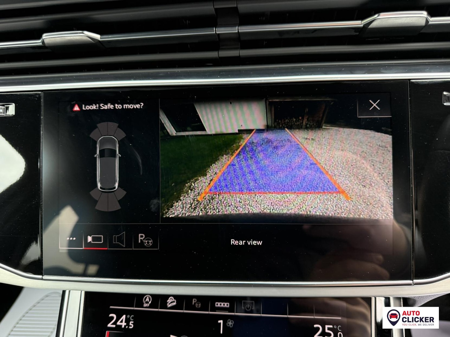 Used Audi Q7 2023 for sale - 77729528: Photo 51