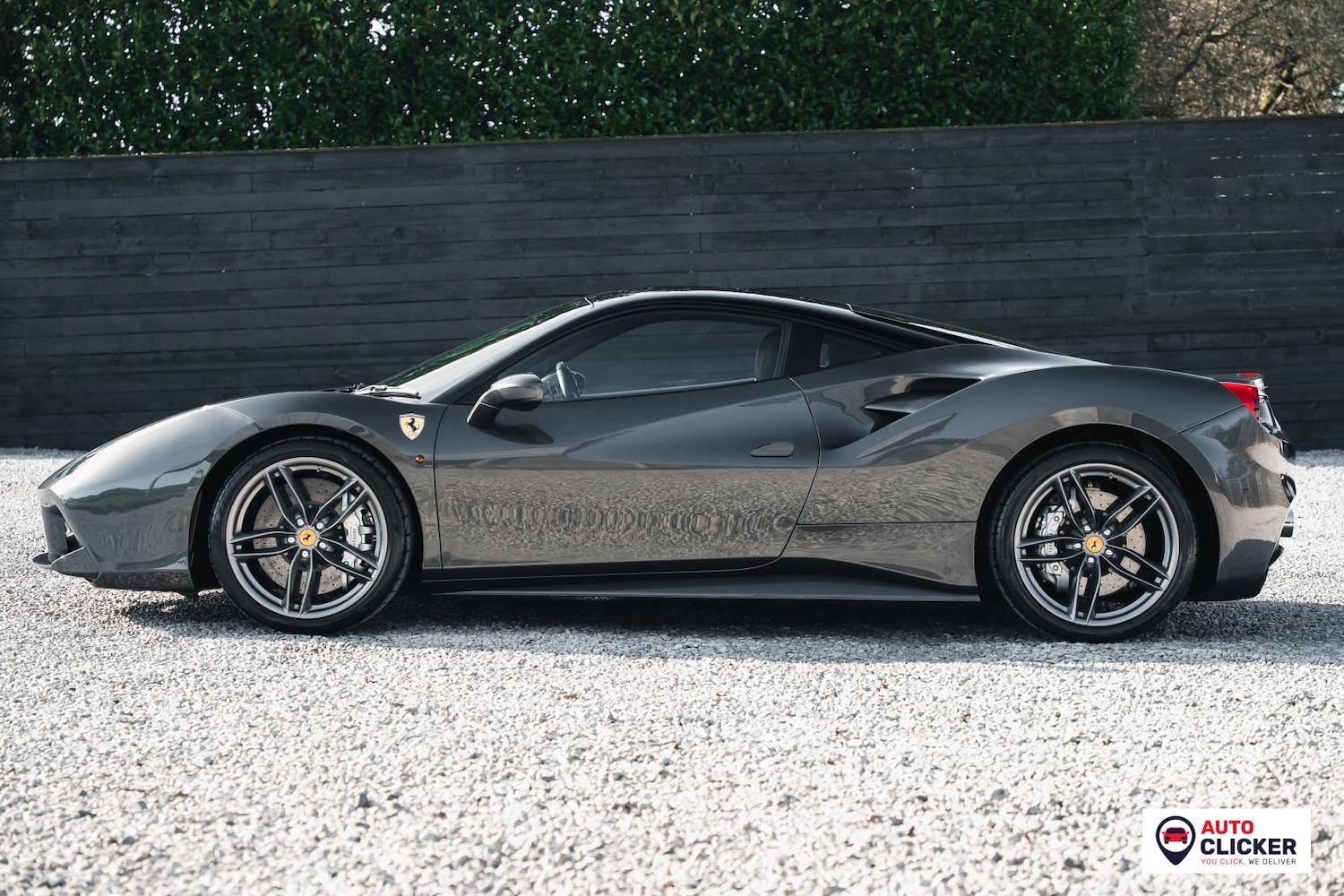 Used Ferrari 488 2017 for sale - 77564344: Photo 4