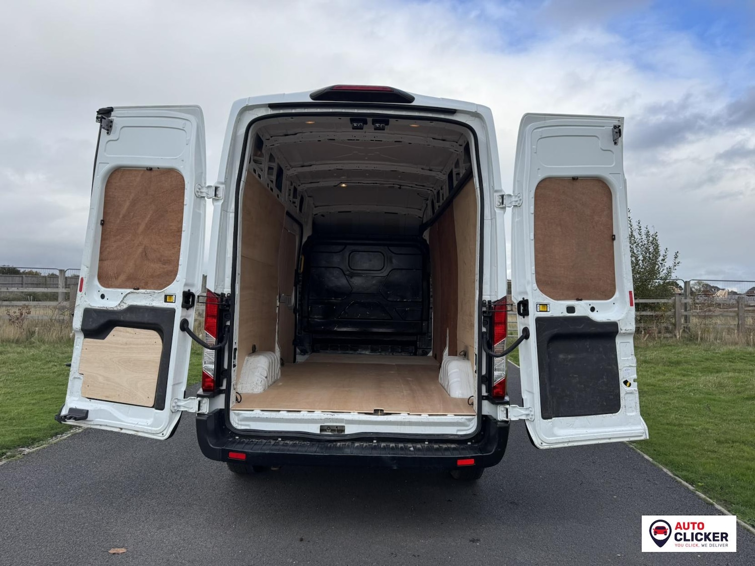 Used Ford Transit 2019 for sale - 76394045: Photo 32