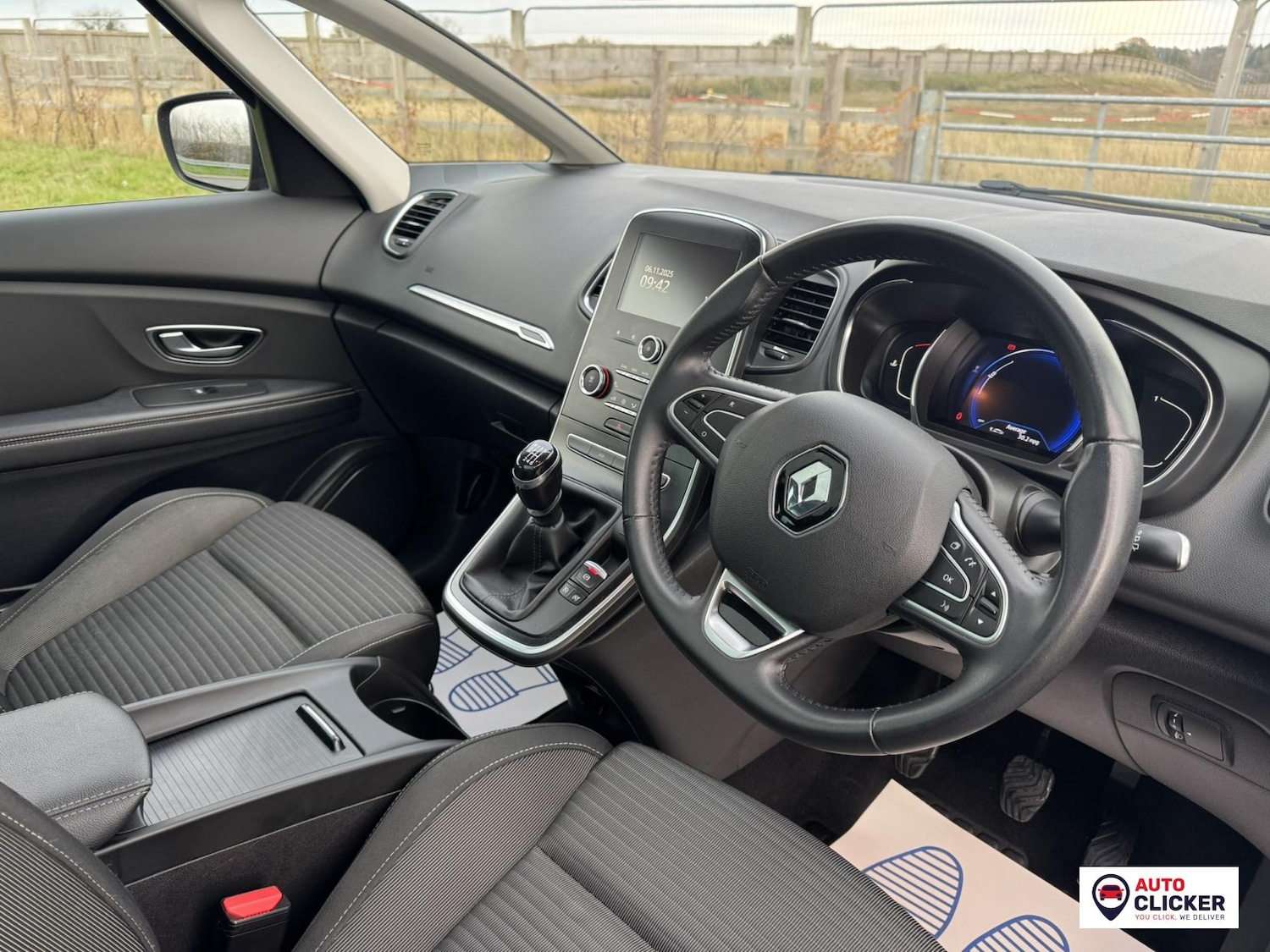 Used Renault Grand Scenic 2019 for sale - 76497779: Photo 14