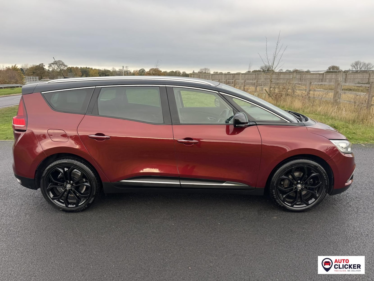 Used Renault Grand Scenic 2019 for sale - 76497779: Photo 24