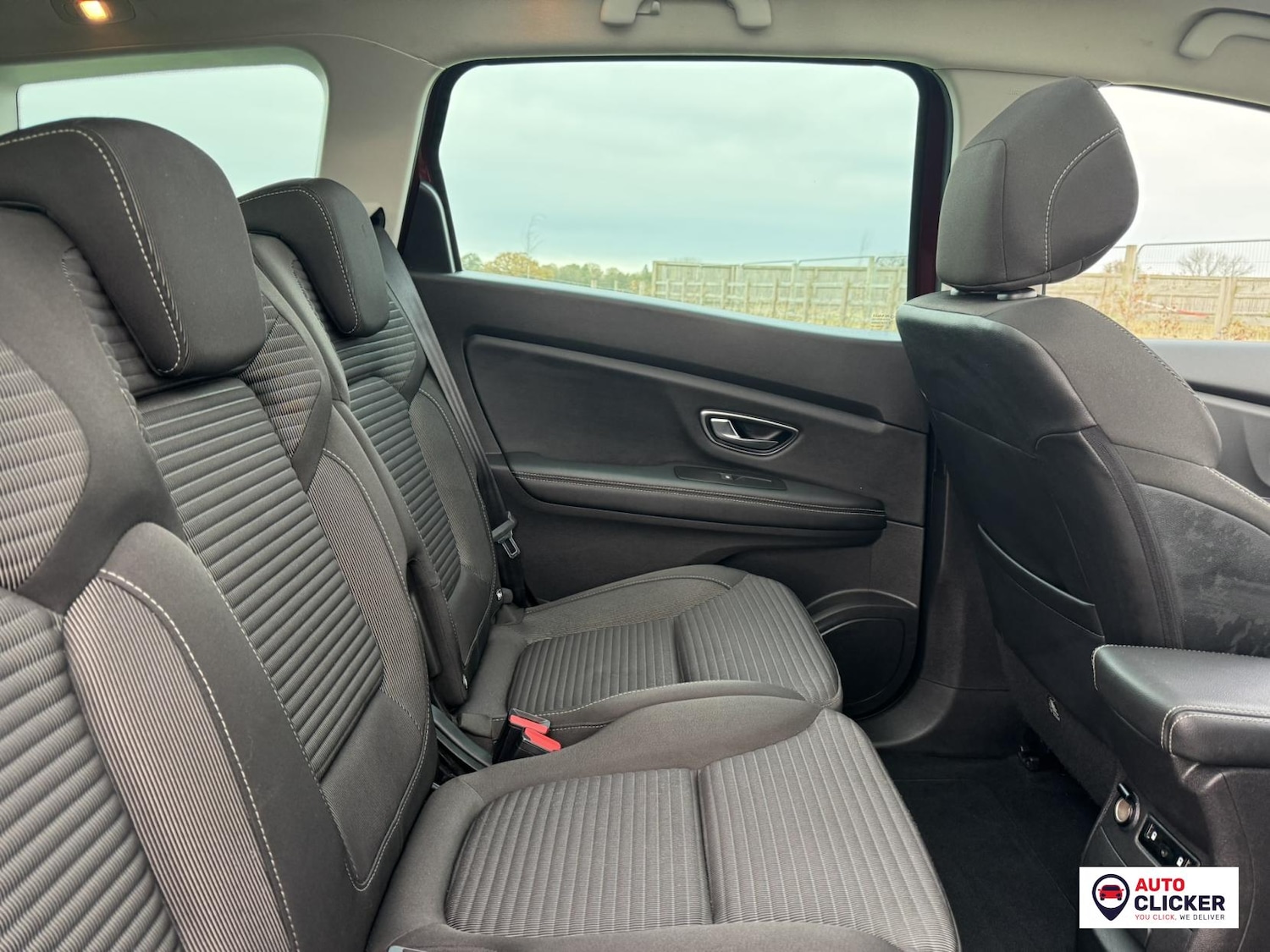 Used Renault Grand Scenic 2019 for sale - 76497779: Photo 36