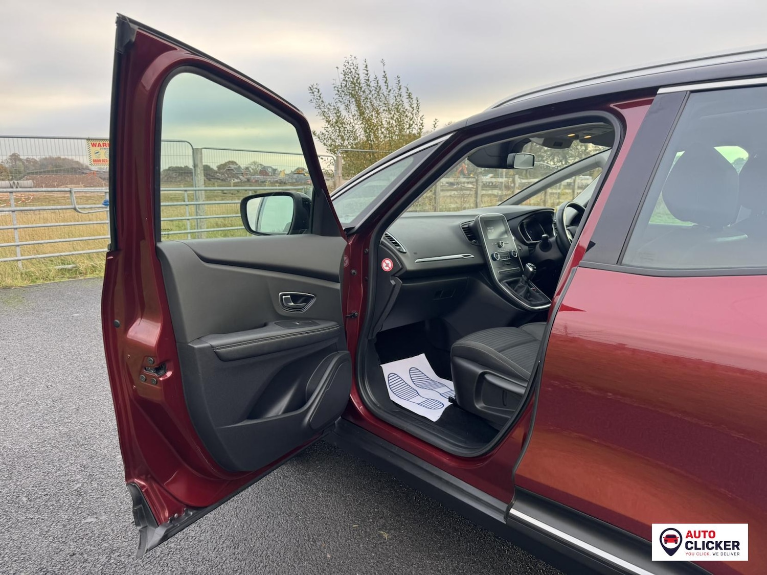 Used Renault Grand Scenic 2019 for sale - 76497779: Photo 44