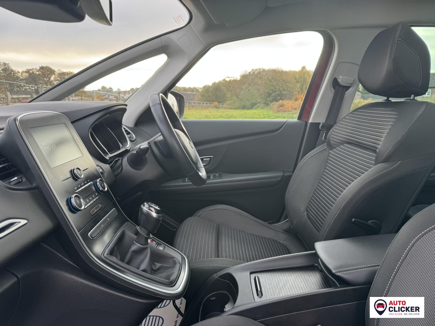 Used Renault Grand Scenic 2019 for sale - 76497779: Photo 46