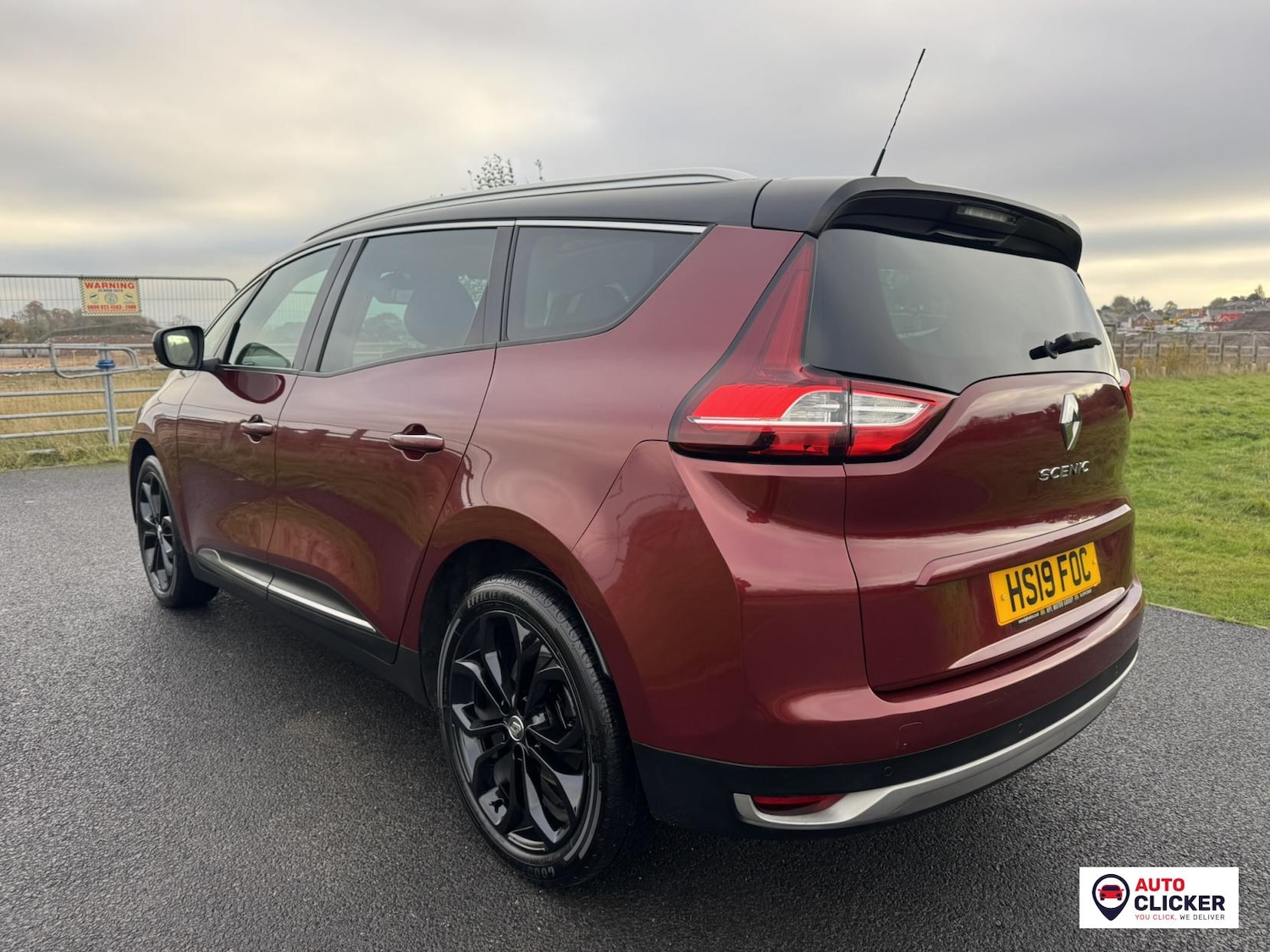 Used Renault Grand Scenic 2019 for sale - 76497779: Photo 9