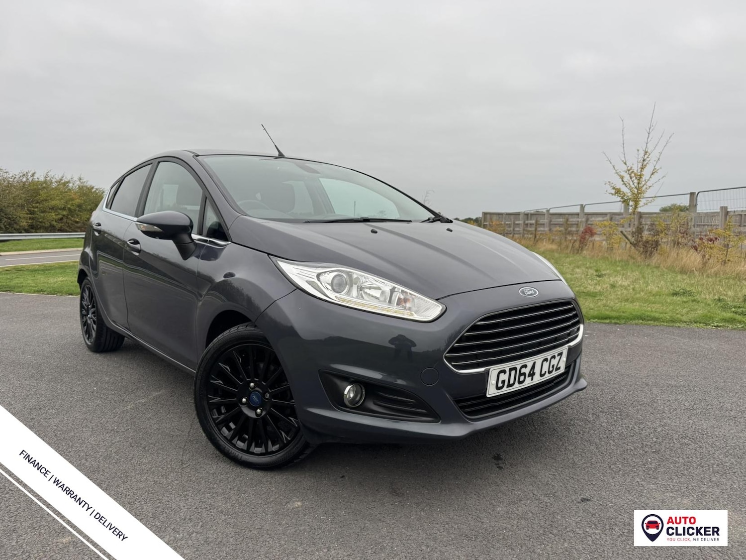 Used Ford Fiesta 2015 for sale - 76255516: Photo 1