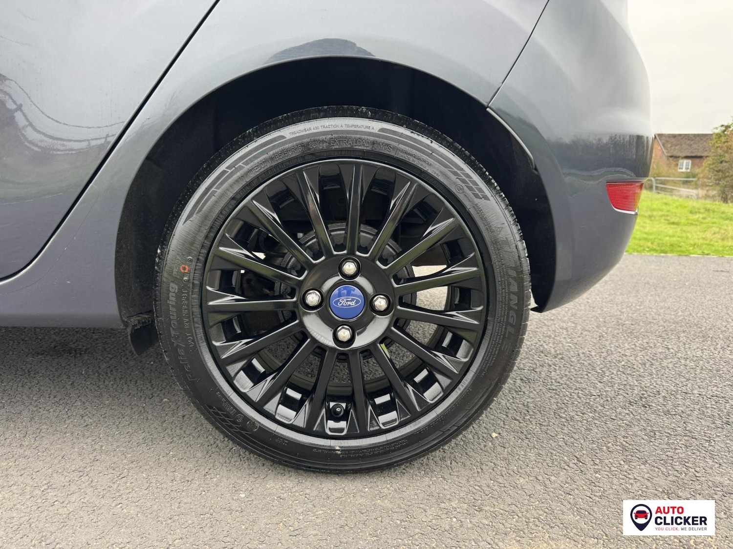 Used Ford Fiesta 2015 for sale - 76255516: Photo 12