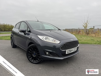 2015 - 1.0 EcoBoost Titanium 5dr